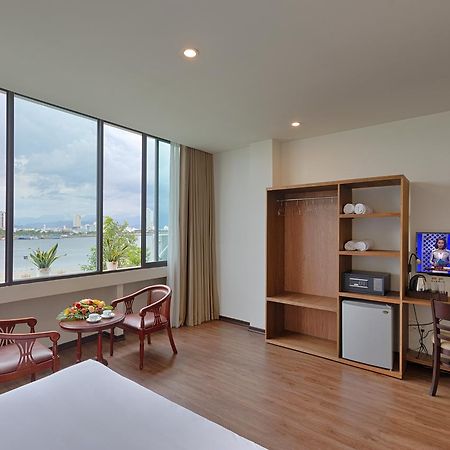 Vitalis Riverside Hotel Da Nang Zewnętrze zdjęcie