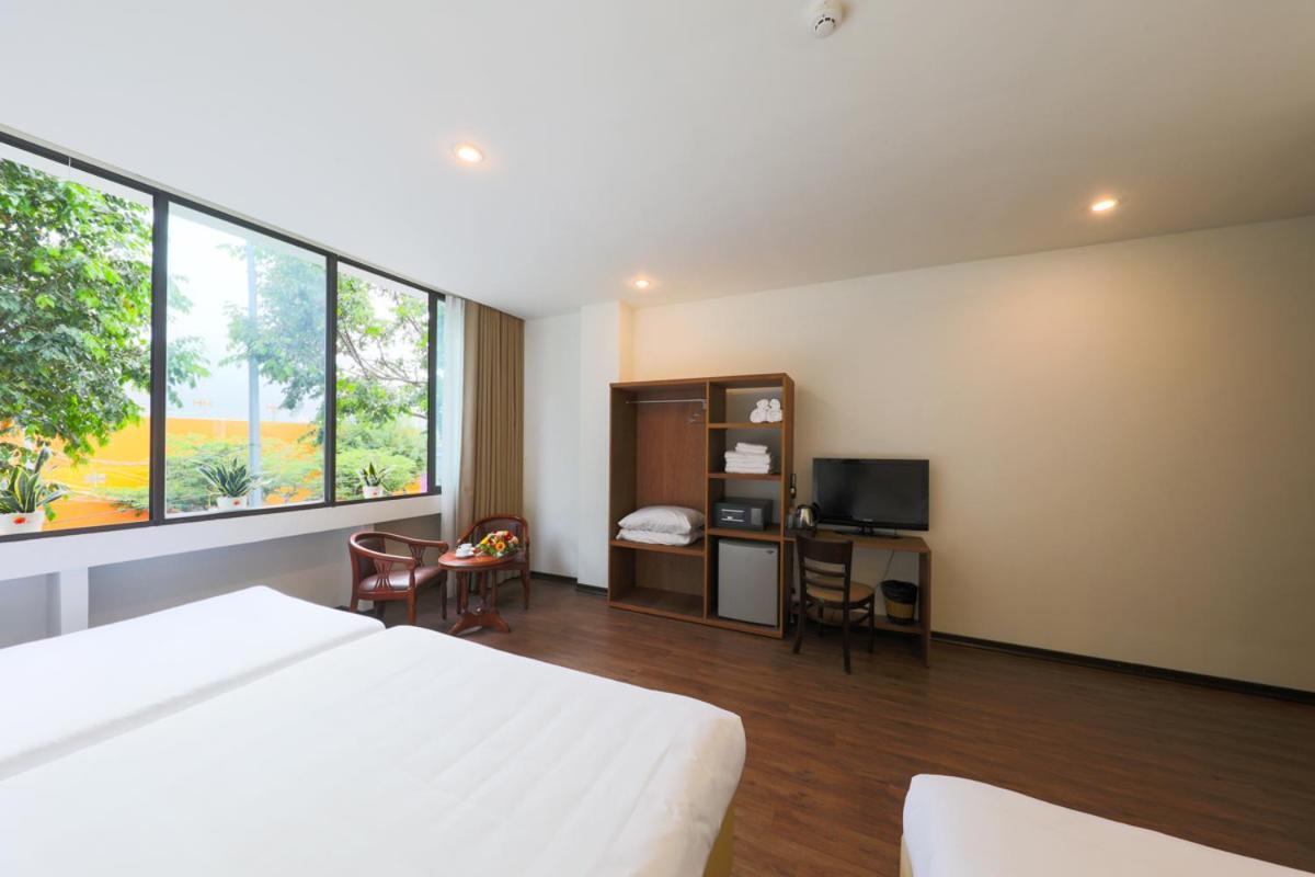 Vitalis Riverside Hotel Da Nang Zewnętrze zdjęcie