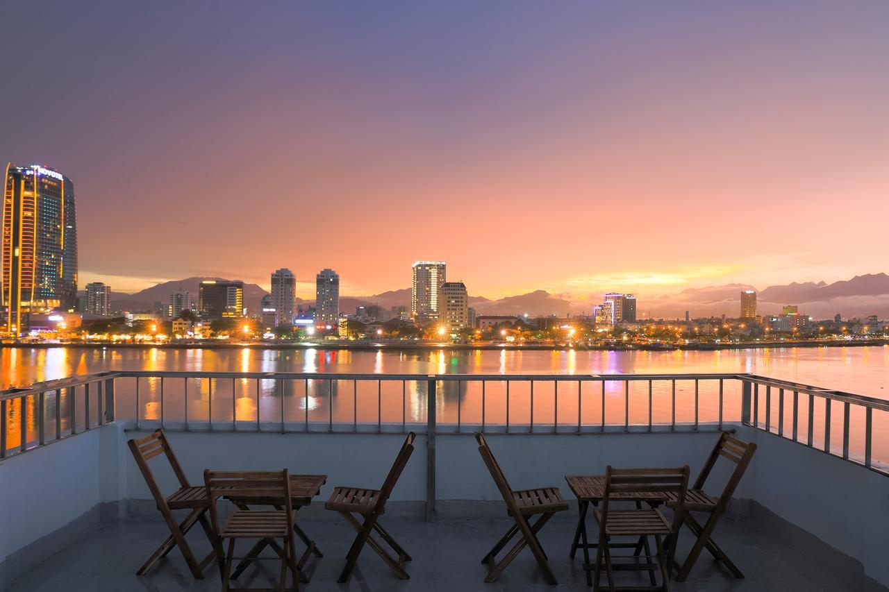 Vitalis Riverside Hotel Da Nang Zewnętrze zdjęcie