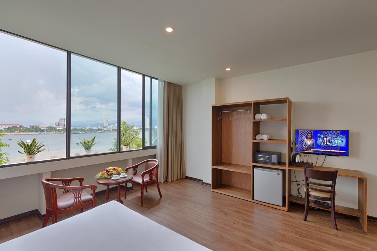 Vitalis Riverside Hotel Da Nang Zewnętrze zdjęcie