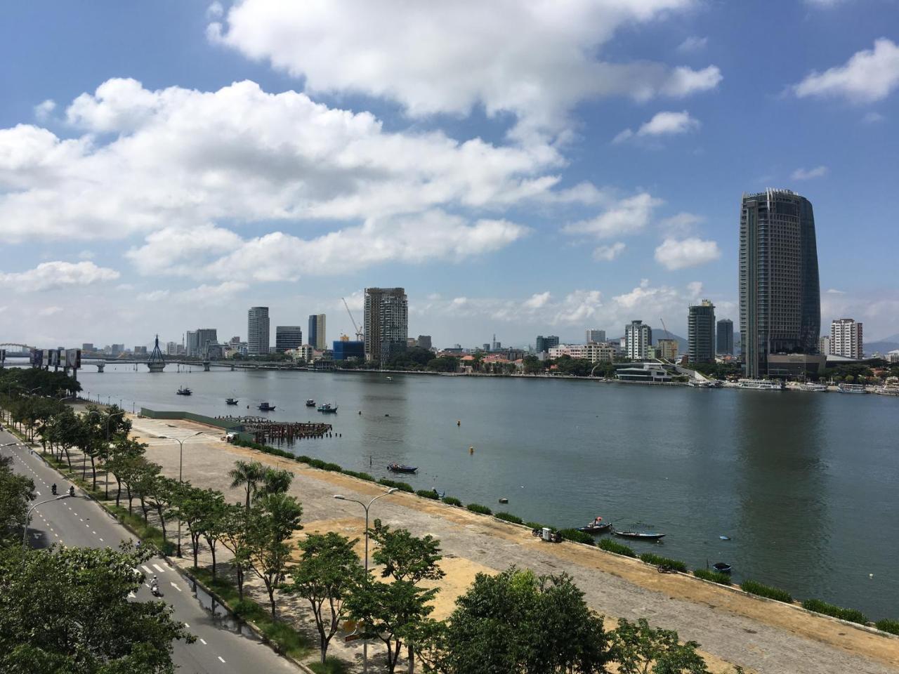 Vitalis Riverside Hotel Da Nang Zewnętrze zdjęcie